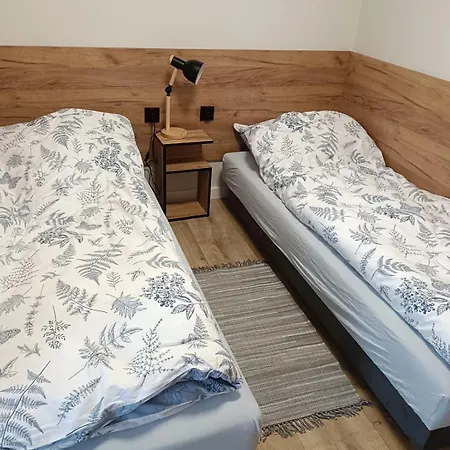 Nyaraló Pigwowcowe Zacisze Grabowa (Czestochowa)